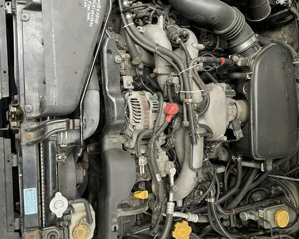 Черный Субару Легаси, объемом двигателя 1.99 л и пробегом 324 тыс. км за 4300 $, фото 13 на Automoto.ua