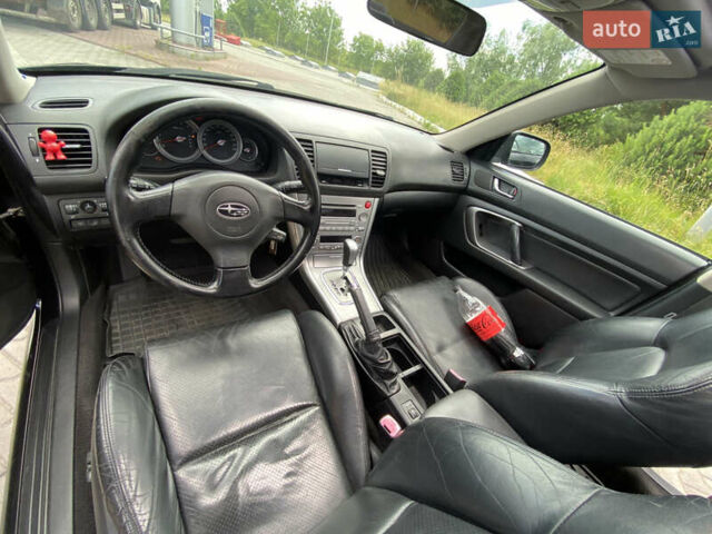 Черный Субару Легаси, объемом двигателя 1.99 л и пробегом 212 тыс. км за 5450 $, фото 16 на Automoto.ua