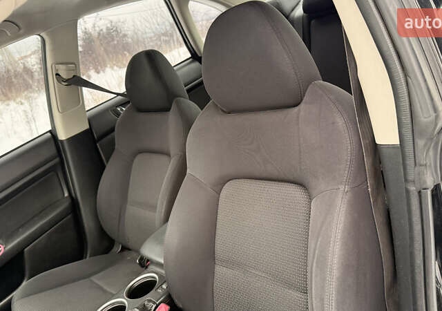 Черный Субару Легаси, объемом двигателя 2 л и пробегом 235 тыс. км за 5500 $, фото 8 на Automoto.ua