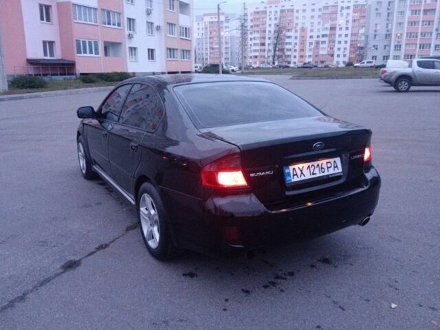Чорний Субару Легасі, об'ємом двигуна 2 л та пробігом 250 тис. км за 4000 $, фото 1 на Automoto.ua