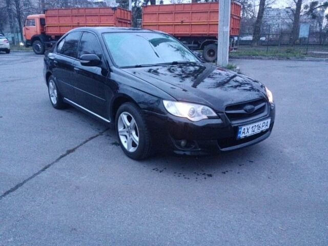 Чорний Субару Легасі, об'ємом двигуна 2 л та пробігом 250 тис. км за 4000 $, фото 4 на Automoto.ua