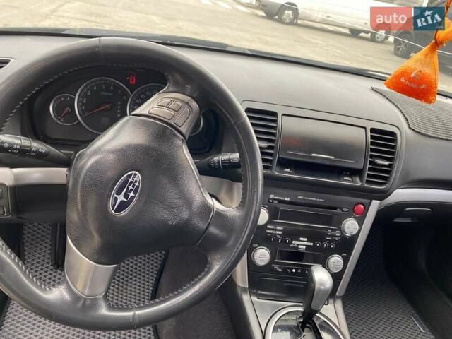 Чорний Субару Легасі, об'ємом двигуна 2 л та пробігом 310 тис. км за 5400 $, фото 9 на Automoto.ua