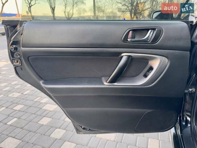 Черный Субару Легаси, объемом двигателя 2 л и пробегом 221 тыс. км за 6300 $, фото 56 на Automoto.ua