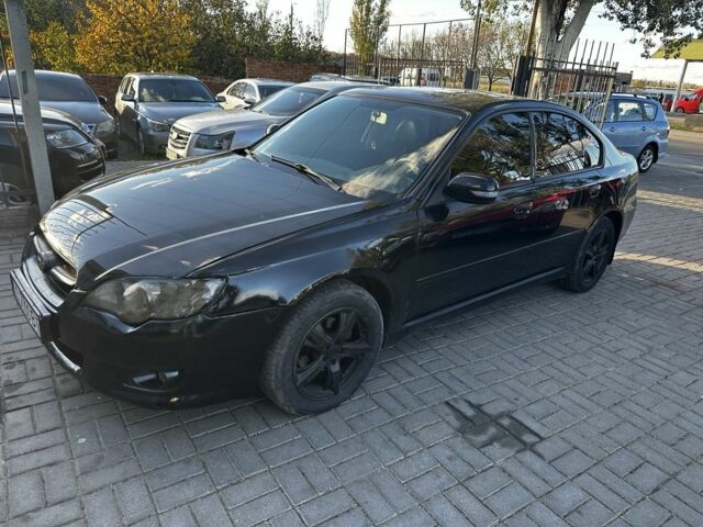 Субару Легаси 2007 в Николаеве на Automoto.ua Черный Субару Легаси, объемом двигателя 2.8 л и пробегом 250 тыс. км за 2999 $, фото 4 на Automoto.ua