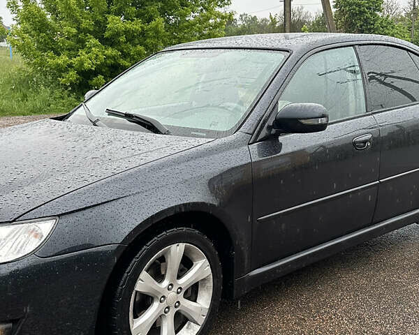 Черный Субару Легаси, объемом двигателя 2.46 л и пробегом 285 тыс. км за 5200 $, фото 9 на Automoto.ua