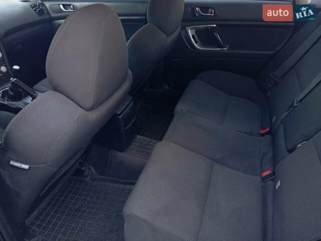 Чорний Субару Легасі, об'ємом двигуна 2.46 л та пробігом 370 тис. км за 4500 $, фото 17 на Automoto.ua