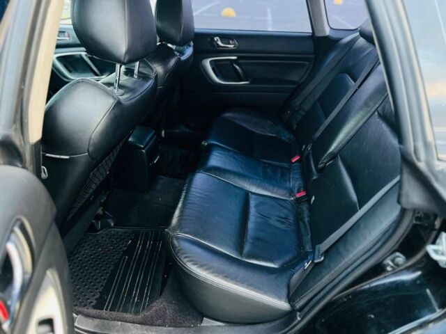 Черный Субару Легаси, объемом двигателя 2.5 л и пробегом 260 тыс. км за 5200 $, фото 7 на Automoto.ua