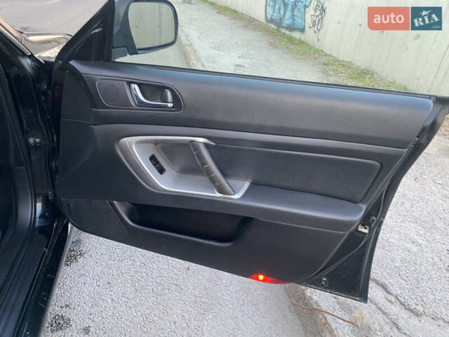 Субару Легасі 2007 у Дніпро (Дніпропетровську) на Automoto.ua Чорний Субару Легасі, об'ємом двигуна 1.99 л та пробігом 171 тис. км за 6000 $, фото 15 на Automoto.ua