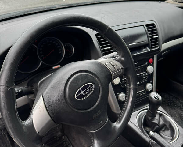 Чорний Субару Легасі, об'ємом двигуна 2 л та пробігом 229 тис. км за 3400 $, фото 8 на Automoto.ua
