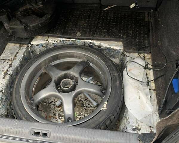 Черный Субару Легаси, объемом двигателя 2.46 л и пробегом 200 тыс. км за 4000 $, фото 10 на Automoto.ua