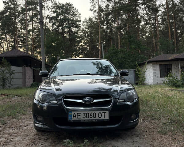 Чорний Субару Легасі, об'ємом двигуна 1.99 л та пробігом 224 тис. км за 6000 $, фото 1 на Automoto.ua