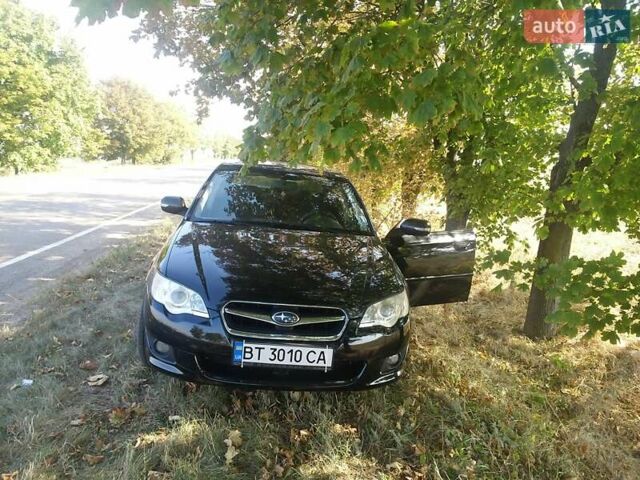 Чорний Субару Легасі, об'ємом двигуна 1.99 л та пробігом 220 тис. км за 7029 $, фото 2 на Automoto.ua