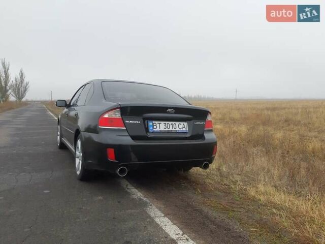Чорний Субару Легасі, об'ємом двигуна 1.99 л та пробігом 220 тис. км за 7029 $, фото 6 на Automoto.ua