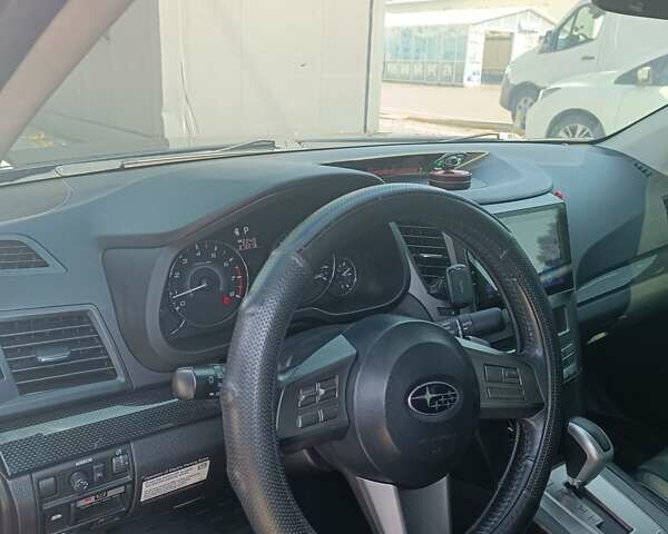 Чорний Субару Легасі, об'ємом двигуна 2.5 л та пробігом 271 тис. км за 8500 $, фото 5 на Automoto.ua