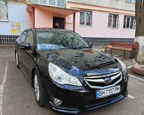 Черный Субару Легаси, объемом двигателя 2.46 л и пробегом 205 тыс. км за 8400 $, фото 10 на Automoto.ua