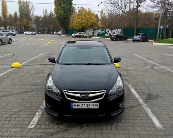 Черный Субару Легаси, объемом двигателя 2.46 л и пробегом 205 тыс. км за 8400 $, фото 8 на Automoto.ua