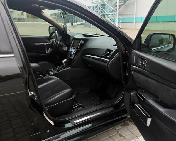 Черный Субару Легаси, объемом двигателя 2.46 л и пробегом 205 тыс. км за 8400 $, фото 25 на Automoto.ua