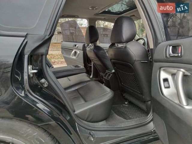 Чорний Субару Легасі, об'ємом двигуна 1.99 л та пробігом 119 тис. км за 8100 $, фото 10 на Automoto.ua