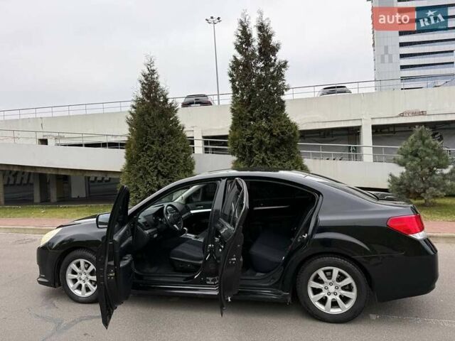 Чорний Субару Легасі, об'ємом двигуна 2 л та пробігом 214 тис. км за 6350 $, фото 6 на Automoto.ua