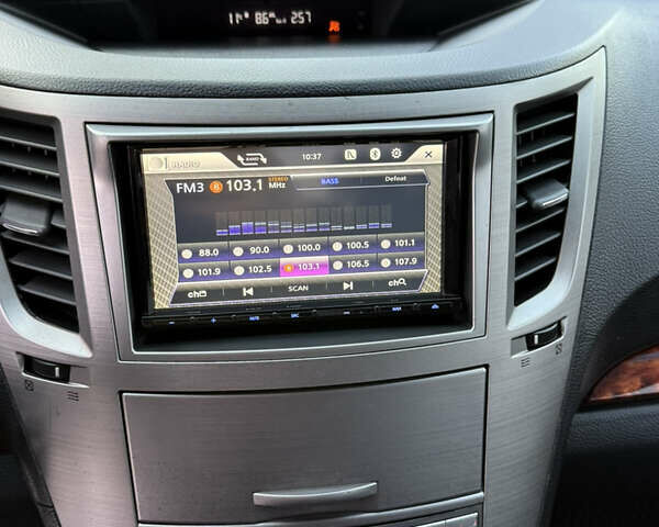 Чорний Субару Легасі, об'ємом двигуна 2.46 л та пробігом 226 тис. км за 9000 $, фото 28 на Automoto.ua