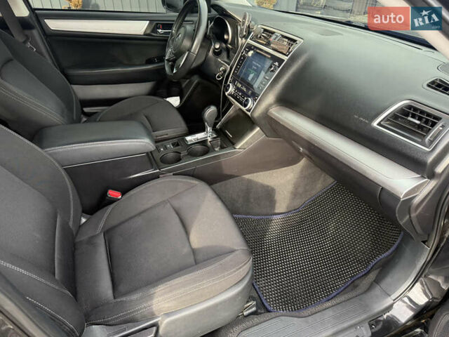 Чорний Субару Легасі, об'ємом двигуна 2.5 л та пробігом 155 тис. км за 10900 $, фото 9 на Automoto.ua