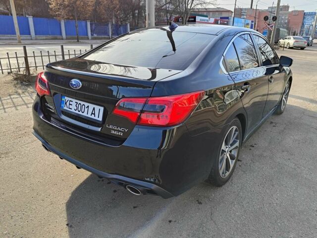 Чорний Субару Легасі, об'ємом двигуна 3.6 л та пробігом 45 тис. км за 20700 $, фото 5 на Automoto.ua