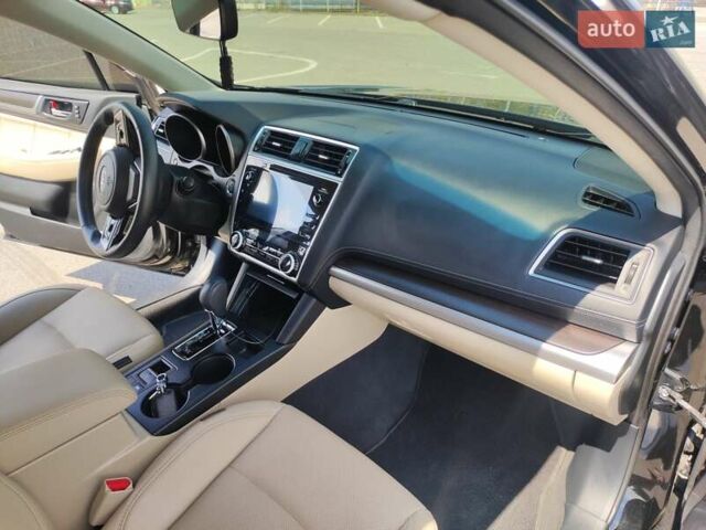 Черный Субару Легаси, объемом двигателя 3.63 л и пробегом 49 тыс. км за 18499 $, фото 42 на Automoto.ua