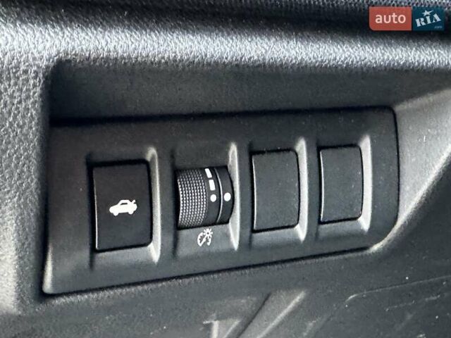 Черный Субару Легаси, объемом двигателя 2.46 л и пробегом 167 тыс. км за 15700 $, фото 32 на Automoto.ua