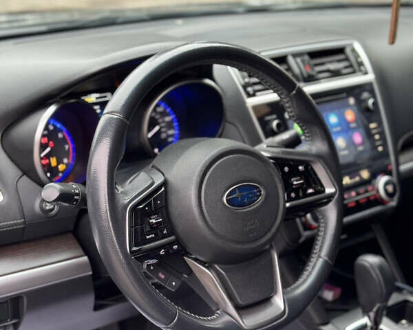 Черный Субару Легаси, объемом двигателя 2.5 л и пробегом 113 тыс. км за 15800 $, фото 23 на Automoto.ua