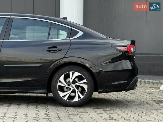 Черный Субару Легаси, объемом двигателя 2.46 л и пробегом 167 тыс. км за 15700 $, фото 6 на Automoto.ua