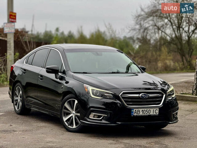 Черный Субару Легаси, объемом двигателя 2.5 л и пробегом 113 тыс. км за 15800 $, фото 7 на Automoto.ua