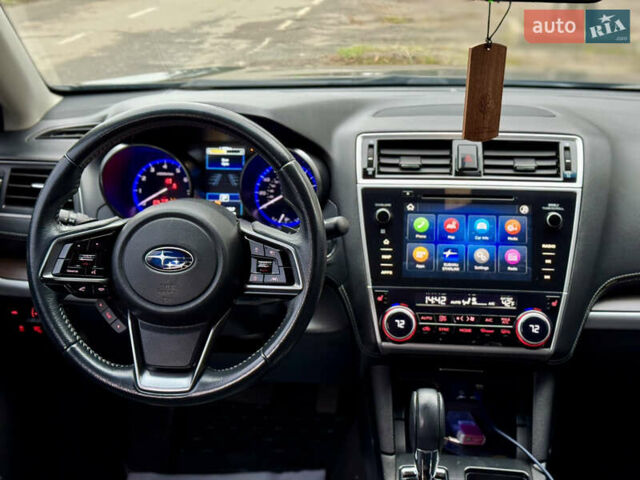 Черный Субару Легаси, объемом двигателя 2.5 л и пробегом 113 тыс. км за 15800 $, фото 28 на Automoto.ua