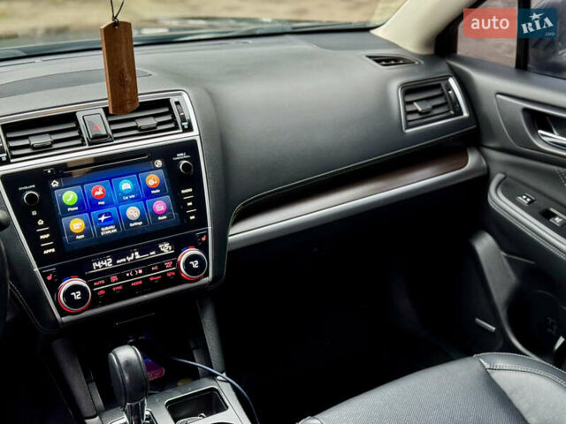 Черный Субару Легаси, объемом двигателя 2.5 л и пробегом 113 тыс. км за 15800 $, фото 31 на Automoto.ua