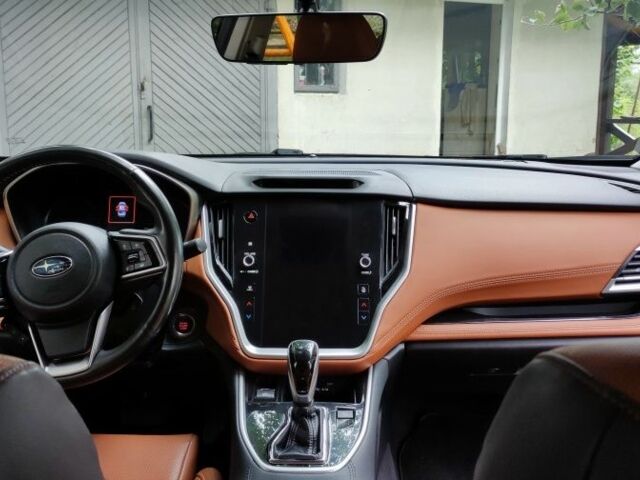 Черный Субару Легаси, объемом двигателя 0 л и пробегом 167 тыс. км за 17999 $, фото 7 на Automoto.ua