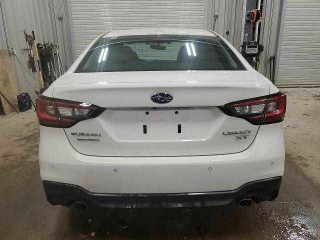 Черный Субару Легаси, объемом двигателя 0 л и пробегом 31 тыс. км за 5000 $, фото 5 на Automoto.ua