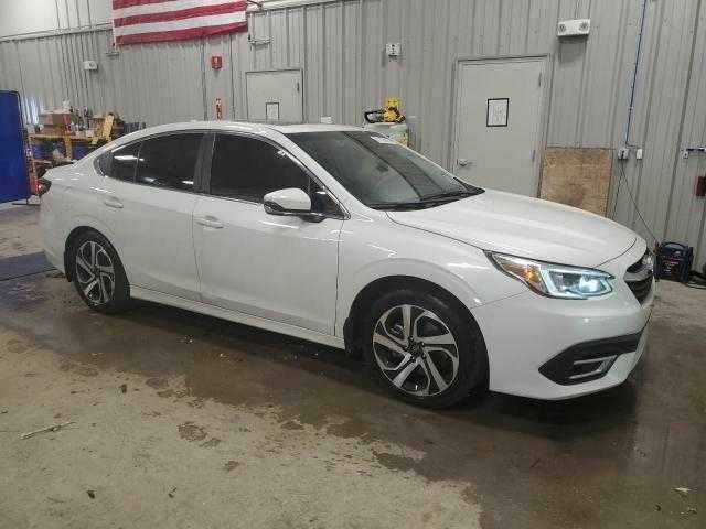 Черный Субару Легаси, объемом двигателя 0 л и пробегом 31 тыс. км за 5000 $, фото 3 на Automoto.ua