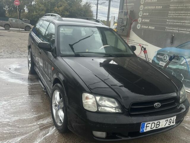 Черный Субару Легаси, объемом двигателя 2.5 л и пробегом 180 тыс. км за 2738 $, фото 1 на Automoto.ua