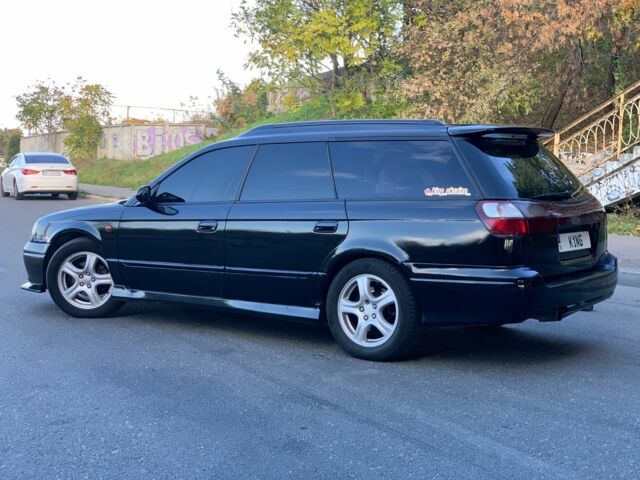 Черный Субару Легаси, объемом двигателя 2.5 л и пробегом 145 тыс. км за 4200 $, фото 9 на Automoto.ua