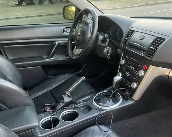 Чорний Субару Легасі, об'ємом двигуна 2 л та пробігом 222 тис. км за 5300 $, фото 12 на Automoto.ua