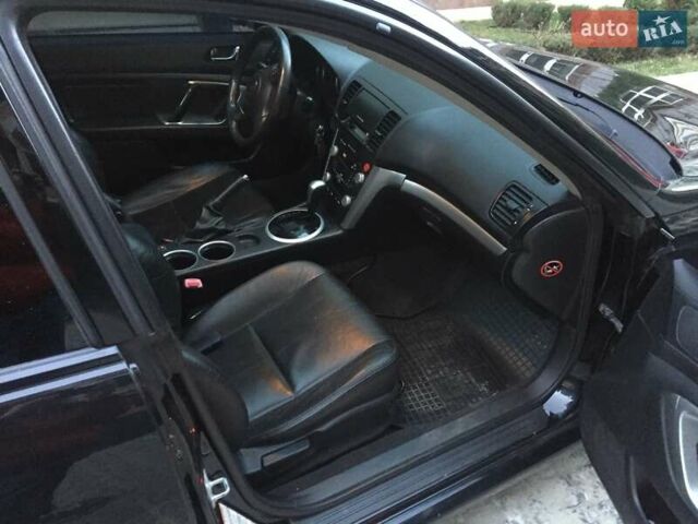 Чорний Субару Легасі, об'ємом двигуна 2 л та пробігом 353 тис. км за 5600 $, фото 4 на Automoto.ua