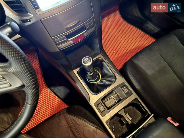 Черный Субару Легаси, объемом двигателя 2 л и пробегом 430 тыс. км за 8100 $, фото 43 на Automoto.ua