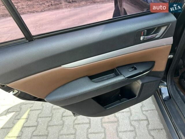 Черный Субару Легаси, объемом двигателя 2 л и пробегом 271 тыс. км за 6150 $, фото 10 на Automoto.ua