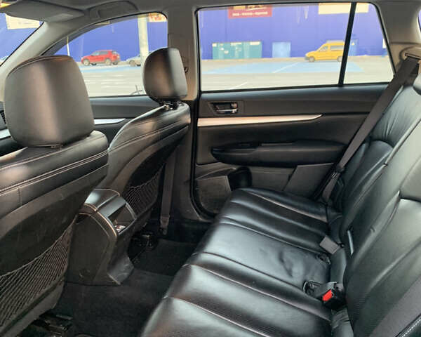 Черный Субару Легаси, объемом двигателя 2 л и пробегом 223 тыс. км за 9000 $, фото 10 на Automoto.ua