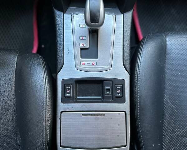 Черный Субару Легаси, объемом двигателя 2.46 л и пробегом 304 тыс. км за 8500 $, фото 17 на Automoto.ua