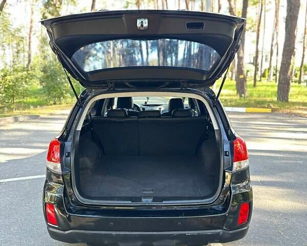 Черный Субару Легаси, объемом двигателя 2.46 л и пробегом 304 тыс. км за 8500 $, фото 10 на Automoto.ua