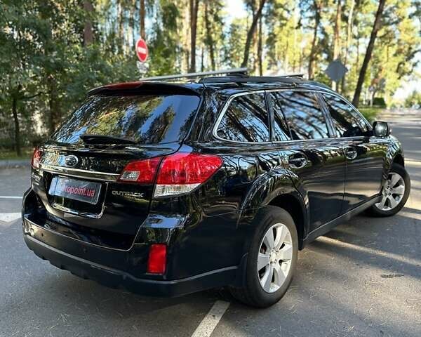 Черный Субару Легаси, объемом двигателя 2.46 л и пробегом 304 тыс. км за 8500 $, фото 7 на Automoto.ua