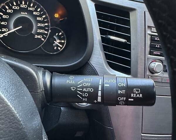 Черный Субару Легаси, объемом двигателя 2.46 л и пробегом 304 тыс. км за 8500 $, фото 29 на Automoto.ua