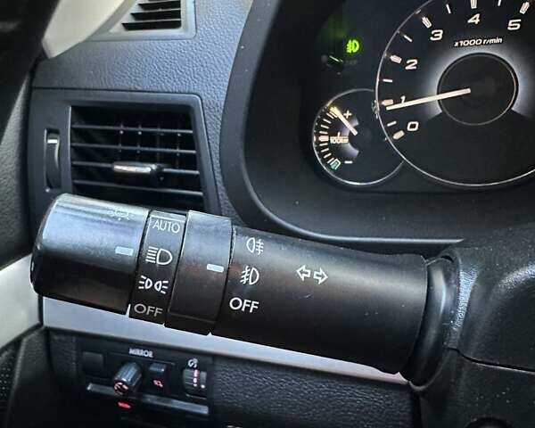 Черный Субару Легаси, объемом двигателя 2.46 л и пробегом 304 тыс. км за 8500 $, фото 28 на Automoto.ua