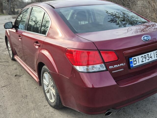 Червоний Субару Легасі, об'ємом двигуна 2.5 л та пробігом 238 тис. км за 7800 $, фото 1 на Automoto.ua