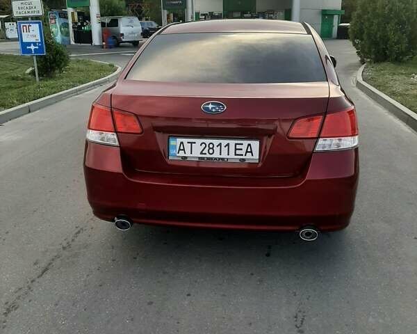 Красный Субару Легаси, объемом двигателя 2.5 л и пробегом 175 тыс. км за 7600 $, фото 4 на Automoto.ua